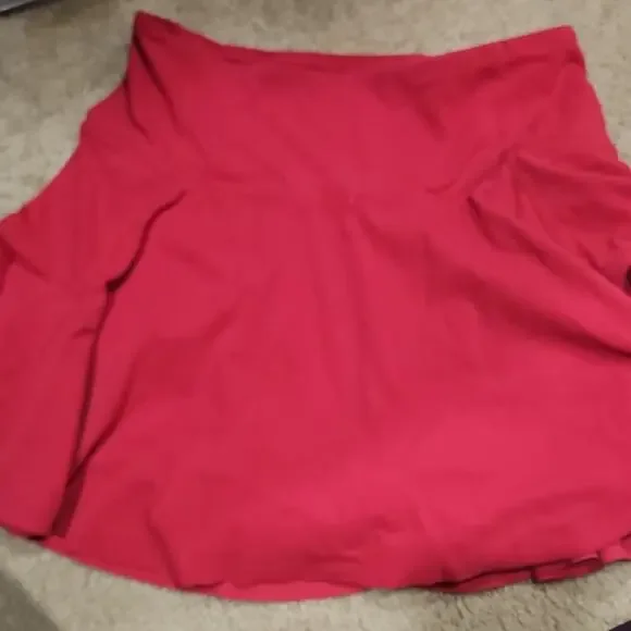 Vitality Cloud II Skort- Magenta - Picture 2 of 5